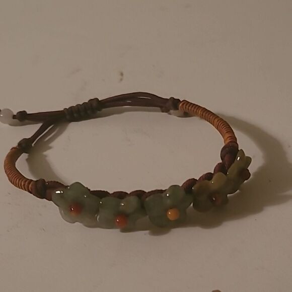 Floral Adjustable Bracelet - Picture 1 of 3